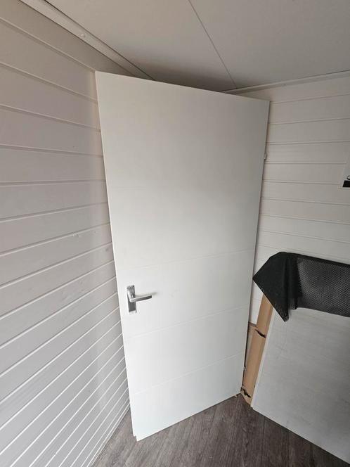 BINNENDEUR MET INBOORPAUMEULLE INBEGREPEN, Doe-het-zelf en Verbouw, Deuren en Horren, Zo goed als nieuw, Binnendeur, 200 tot 215 cm
