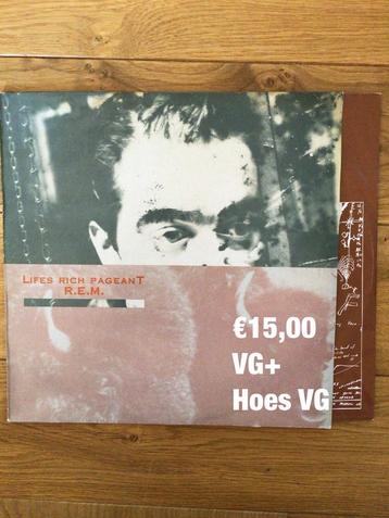 R.E.M.-lifes rich pegeant beschikbaar voor biedingen