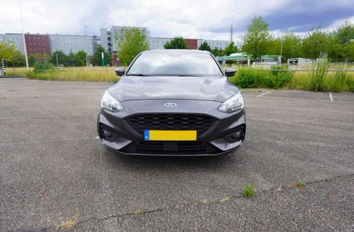Full Option Ford Focus 1.0 Ecoboost2019  ST line winterpack, Auto's, Ford, Particulier, Focus, Benzine, Hatchback, Handgeschakeld