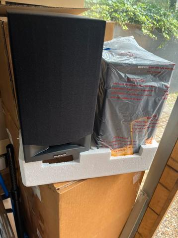 Partij magnavox boekenplank speakers beschikbaar voor biedingen