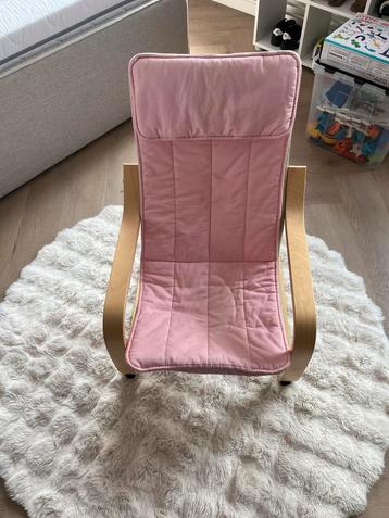 Kinderstoel meisje beschikbaar voor biedingen