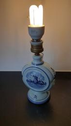 Delfts blauw lampje, tafellamp met porseleinen voet, Huis en Inrichting, Lampen | Tafellampen, Ophalen of Verzenden, Zo goed als nieuw