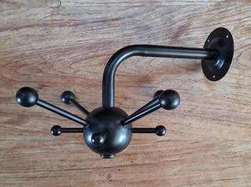 vintage Ikea design Sputnik kapstok ontwerp Osvaldo Borsani beschikbaar voor biedingen