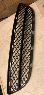 BMW ONDERSTE BUMPERGRILL, Ophalen of Verzenden, BMW, Bumper