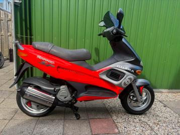 Gilera Runner 180cc dd m08 a2 fluorosso hele nette staat !! beschikbaar voor biedingen