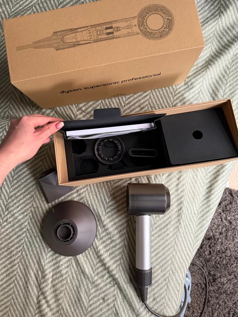 Dyson Supersonic Professional HD11 - Inclusief Accessoires!, Ophalen of Verzenden, Gebruikt