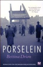 Porselein -  Roman over verzwegen oorlogsverleden, Ophalen of Verzenden, Zo goed als nieuw, Nederland