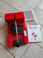 Sizzix stansapparaat incl heel veel stansen, Hobby en Vrije tijd, Sizzix, Slicemachine of Snijmachine, Ophalen of Verzenden, Zo goed als nieuw