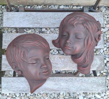 Prachtige set van 2 van Achatit West Germany wand maskers.  beschikbaar voor biedingen