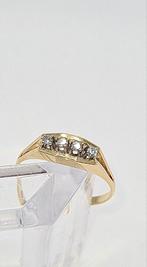14k gouden ring met briljantjes, 18 tot 19, Ophalen of Verzenden, Zo goed als nieuw, Dame