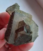 Kwarts met Chloriet uit Zwitserland, Ophalen of Verzenden, Mineraal