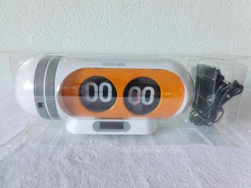 Retro Flip Clock en Radiowekker van König HAV-CR250R, vintag, Verzamelen, Retro, Overige typen, Ophalen of Verzenden