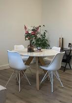 Eettafel set - ronde tafel met vier kuipstoelen, 100 tot 150 cm, Rond, Vier personen, Zo goed als nieuw