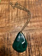 Goudkleurige ketting met mooie malachiet, Ophalen of Verzenden, Zo goed als nieuw, Groen, Steen of Mineraal