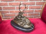 levensecht bronzen topbeeld, RUSTEND EDELHERT, Ophalen of Verzenden, Brons