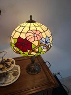 Mooie kleurrijke Tiffany Tafellamp diameter 30 cm, Ophalen of Verzenden, Nieuw, Glas, Tiffan