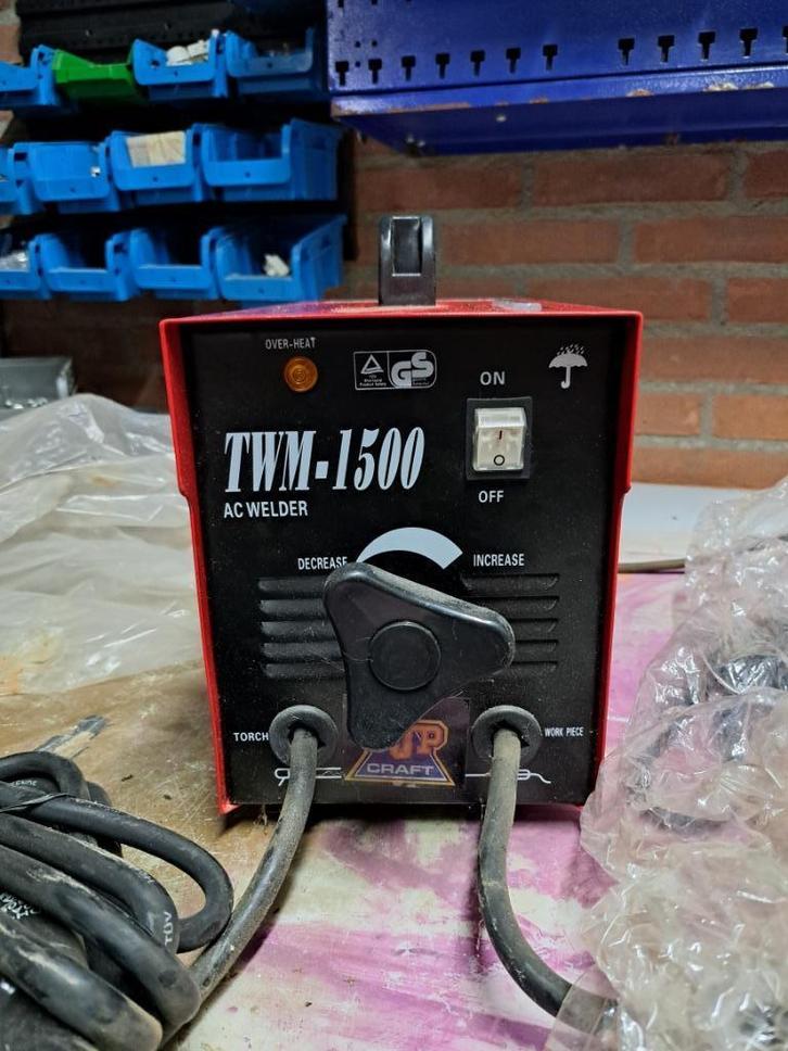 Topcraft TWM 1500 lasapparaat + Ferm FWA 700 lashelm, Doe-het-zelf en Verbouw, Gereedschap | Lasapparaten, Nieuw, Elektroden, Minder dan 150 ampère
