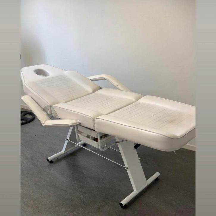 Behandelbed wit, Sport en Fitness, Massageproducten, Gebruikt, Apparaat, Ophalen