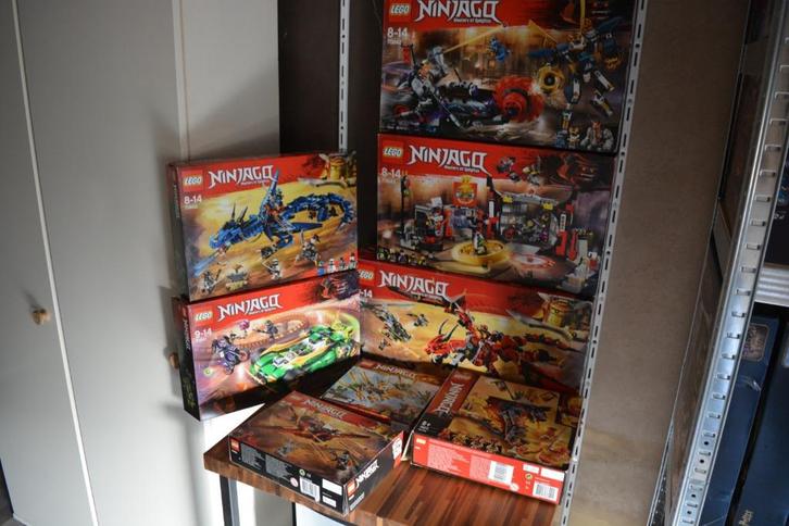 Lego Ninjago Bundel 8 sets Met Doos + boekjes Bijna Compleet, Kinderen en Baby's, Speelgoed | Duplo en Lego, Zo goed als nieuw