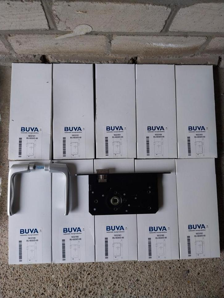 Deurbeslag merk: Buva. Deur sloten,deurklinken.Slot en klink, Doe-het-zelf en Verbouw, Deuren en Horren, Nieuw, Overige typen