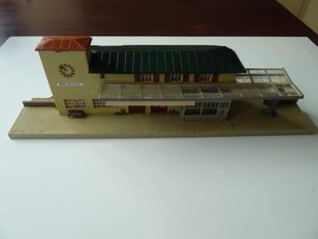 Faller station beschikbaar voor biedingen