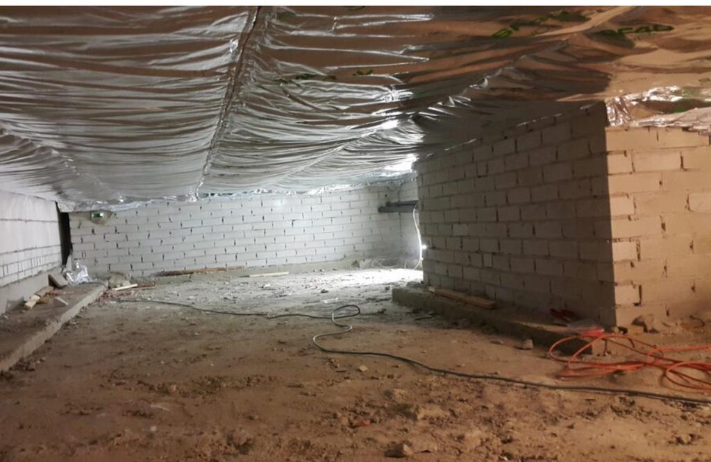 Kruipruimte isolatie/puin verwijderen, Minder dan 4 cm, Overige materialen, Gebruikt, Ophalen of Verzenden