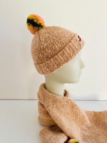 Scotch R'belle SJAAL en MUTS apalca beschikbaar voor biedingen