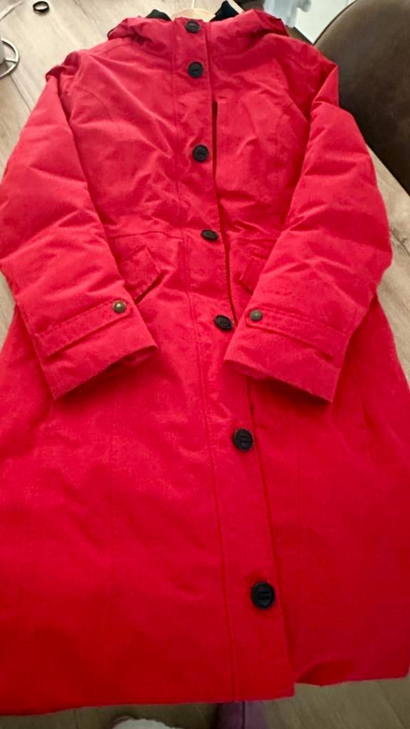 The North face winterjas, langmodel rood, maat M, Kleding | Dames, Jassen | Winter, Gedragen, Maat 38/40 (M), Rood, Ophalen of Verzenden