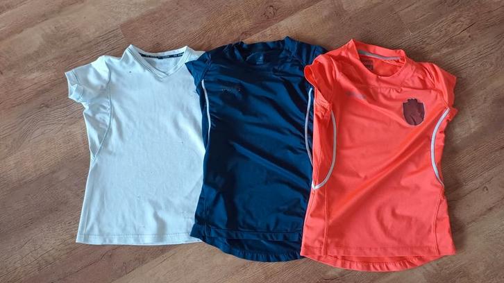 3x trainingshirtjes voor hockey (Maat 140), Sport en Fitness, Hockey, Gebruikt, Kleding, Ophalen
