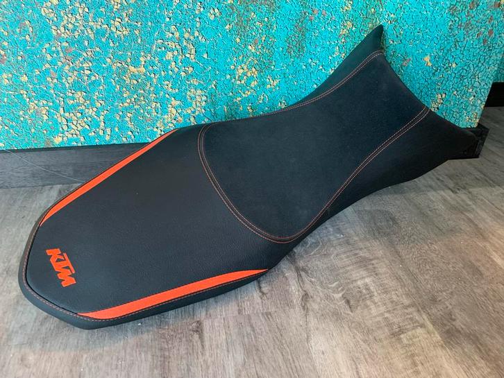 KTM 1050 Adventure Zadel - Uniek Design!, Motoren, Tuning en Styling, Ophalen of Verzenden