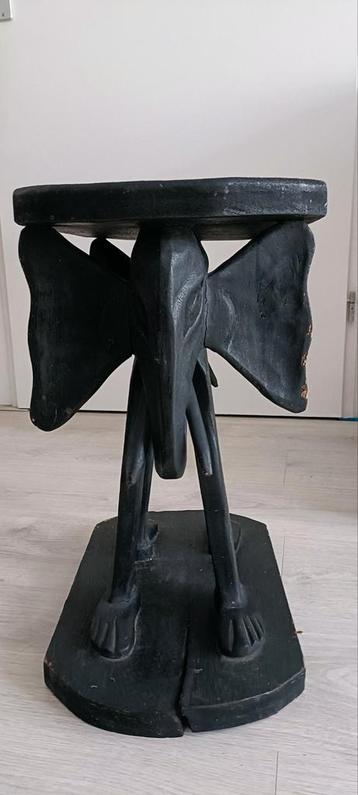 Houten Bijzettafel Olifant - Handgemaakt beschikbaar voor biedingen