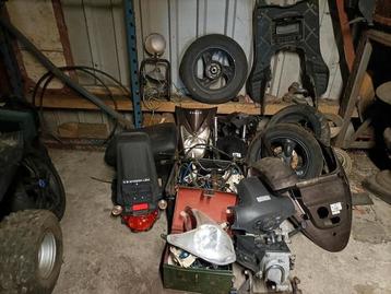 Kymco agility onderdelen in een koop weg  beschikbaar voor biedingen