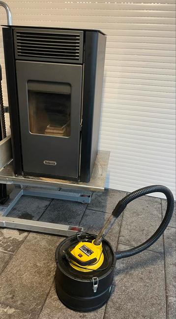 Selecta Pelletkachel - PRIMA NERO 7,5 kW incl asstofzuiger beschikbaar voor biedingen