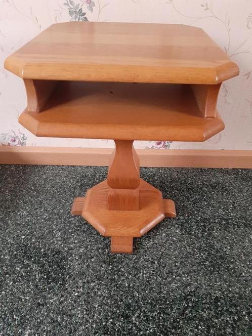 Te Koop Aangeboden: Prachtige Blank Eiken Telefoontafel, Huis en Inrichting, Woonaccessoires | Krantenbakken en Lectuurbakken