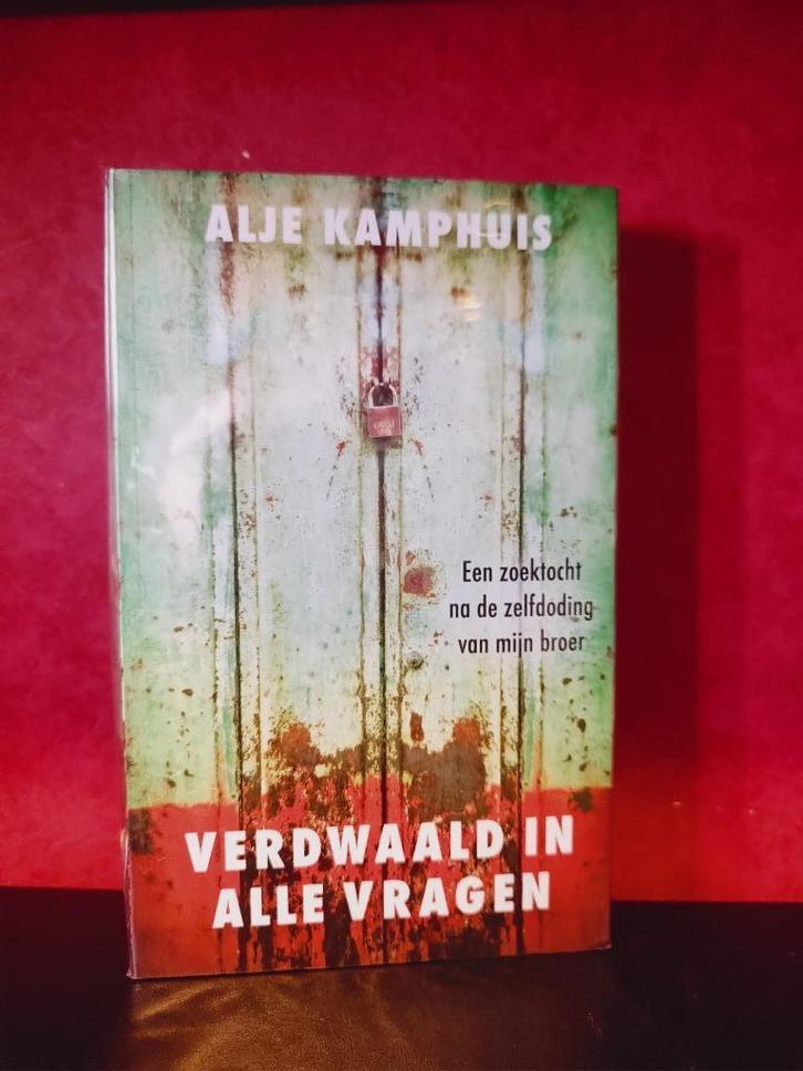 VERDWAALD IN ALLE VRAGEN, een zoektocht na de zelfdoding va, Boeken, Esoterie en Spiritualiteit, Nieuw, Overige typen, Overige onderwerpen
