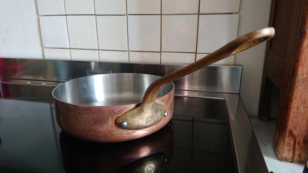 Zware koperen Mauviel sauteerpan - 24cm, Ophalen of Verzenden, Overige materialen, Koekenpan of Braadpan