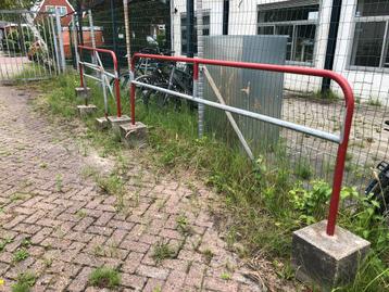 Geleide hekken ~ fiets beugels 3 stuks beschikbaar voor biedingen