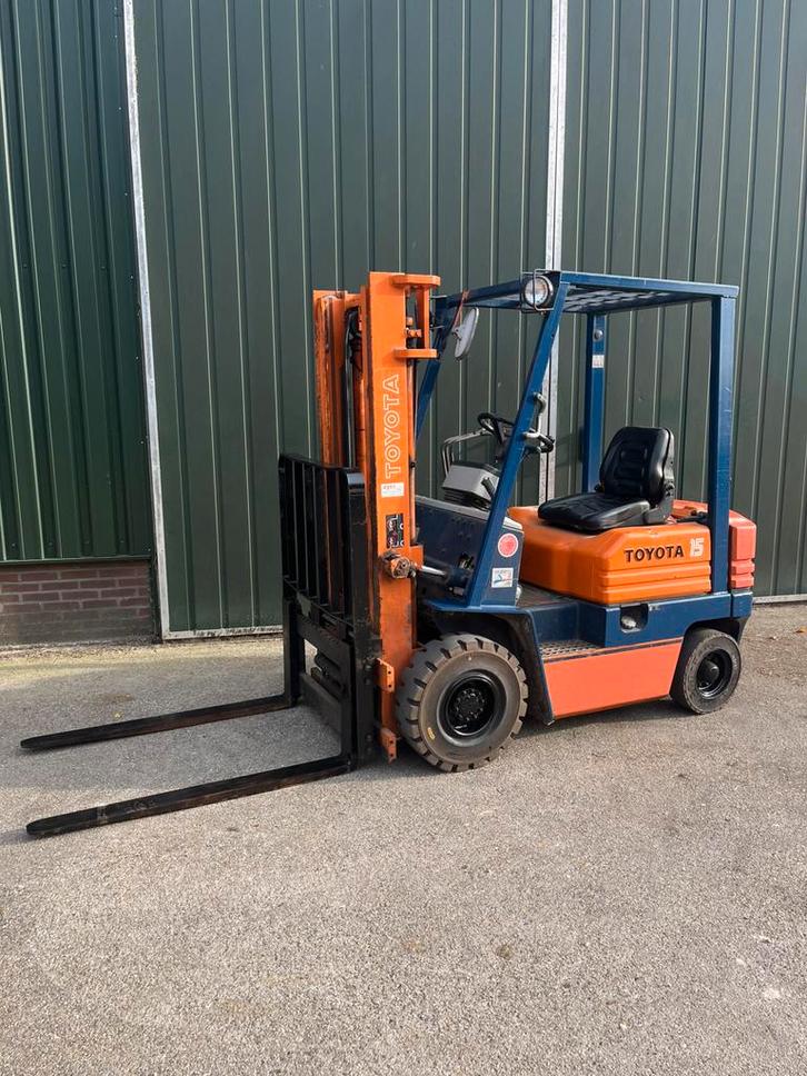 Heftruck toyota 1500kg sideshift benzine 2900uur topstaat✅, Zakelijke goederen, Machines en Bouw | Heftrucks en Intern transport