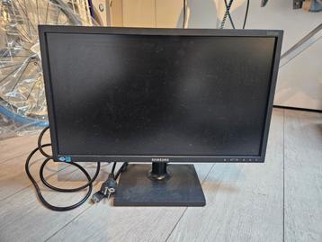 Samsung S22C200 Monitor met Standaard beschikbaar voor biedingen