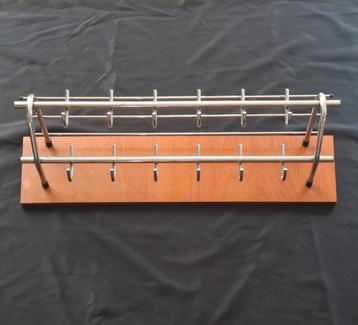 Vintage Retro Sixties Kapstok beschikbaar voor biedingen