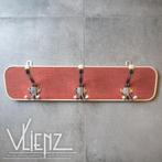 Vintage, Mid Century, retro kapstok, wandkapstok roze rood, Ophalen of Verzenden, Huis en Inrichting