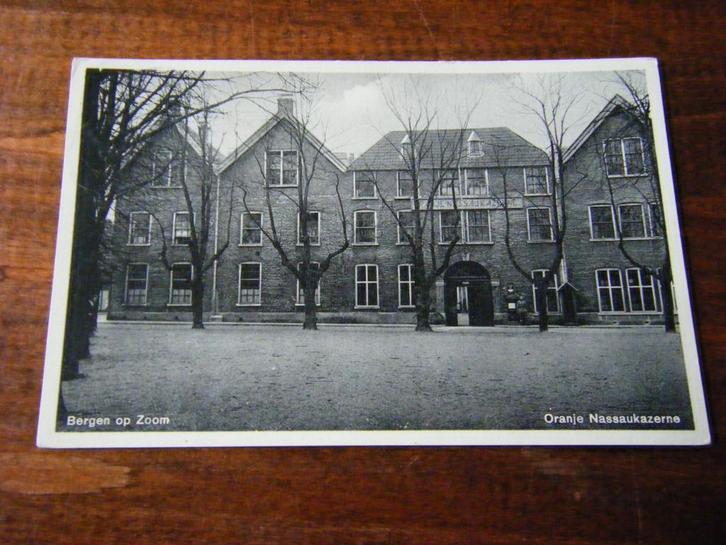 V34 - Bergen op Zoom - Kazerne - 1936 - Mooi, Verzamelen, Ansichtkaarten | Nederland, Noord-Brabant, 1920 tot 1940, Ophalen of Verzenden