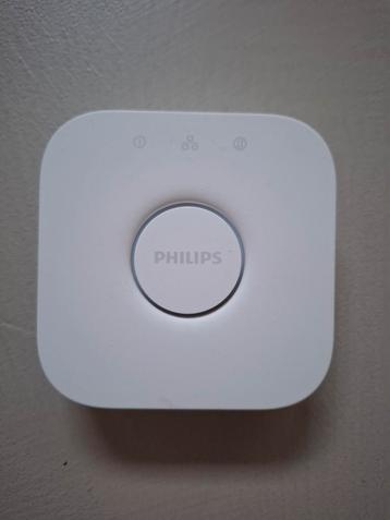 Philips Hue Bridge incl. voedingsadapter beschikbaar voor biedingen