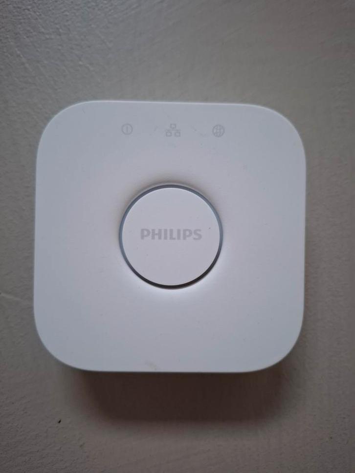 Philips Hue Bridge incl. voedingsadapter, Huis en Inrichting, Lampen | Losse lampen, Zo goed als nieuw, Overige typen, Minder dan 30 watt