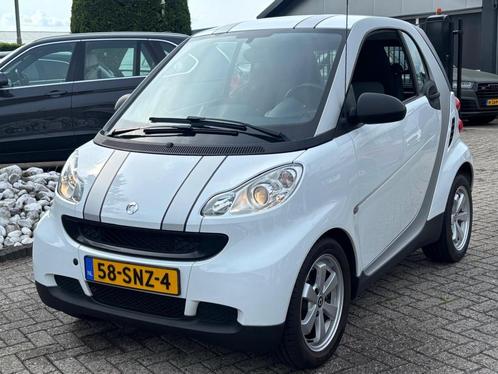 Smart fortwo coupé 1.0 MHD Coupe 2011 Automaat 60.000 KM, Auto's, Smart, Bedrijf, ForTwo, ABS, Airbags, Airconditioning, Electronic Stability Program (ESP)