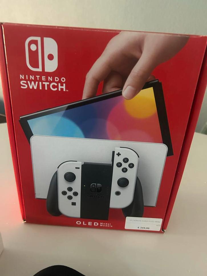 Leuk voor sint of kerst;Nintendo Switch OLED Wit - Compleet!, Spelcomputers en Games, Spelcomputers | Nintendo Switch, Gebruikt