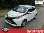 Toyota Aygo 1.0 VVT-i x-wave 5 deurs Achteruitrij Camera, Voorwielaandrijving, Stof, Gebruikt, Euro 6