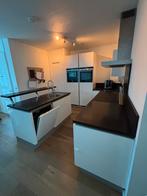 Strakke witte Bruynzeel keuken met hoogwaardige apparatuur, Ophalen, Gebruikt, Wit, Overige typen