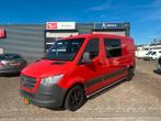 Mercedes-Benz Sprinter CC 211 CDI L2 392/3000 FWD 2021 Rood, Auto's, Bestelauto's, Stof, Met garantie (alle), Bedrijf, Diesel