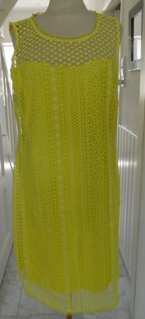Tramontana geel kanten zomerjurkje maat M, Kleding | Dames, Jurken, Zo goed als nieuw, Maat 38/40 (M), Geel, Ophalen of Verzenden